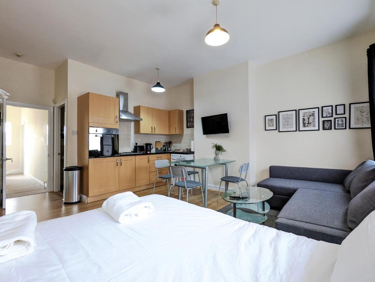 Lovely Studio In Anfield Near Centre Free Parking Liverpool Bagian luar foto