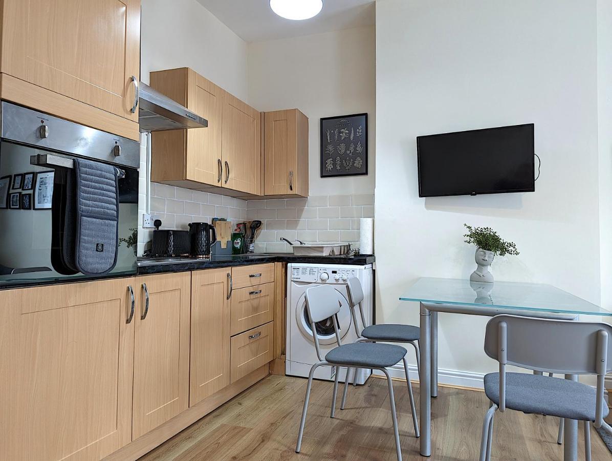 Lovely Studio In Anfield Near Centre Free Parking Liverpool Bagian luar foto